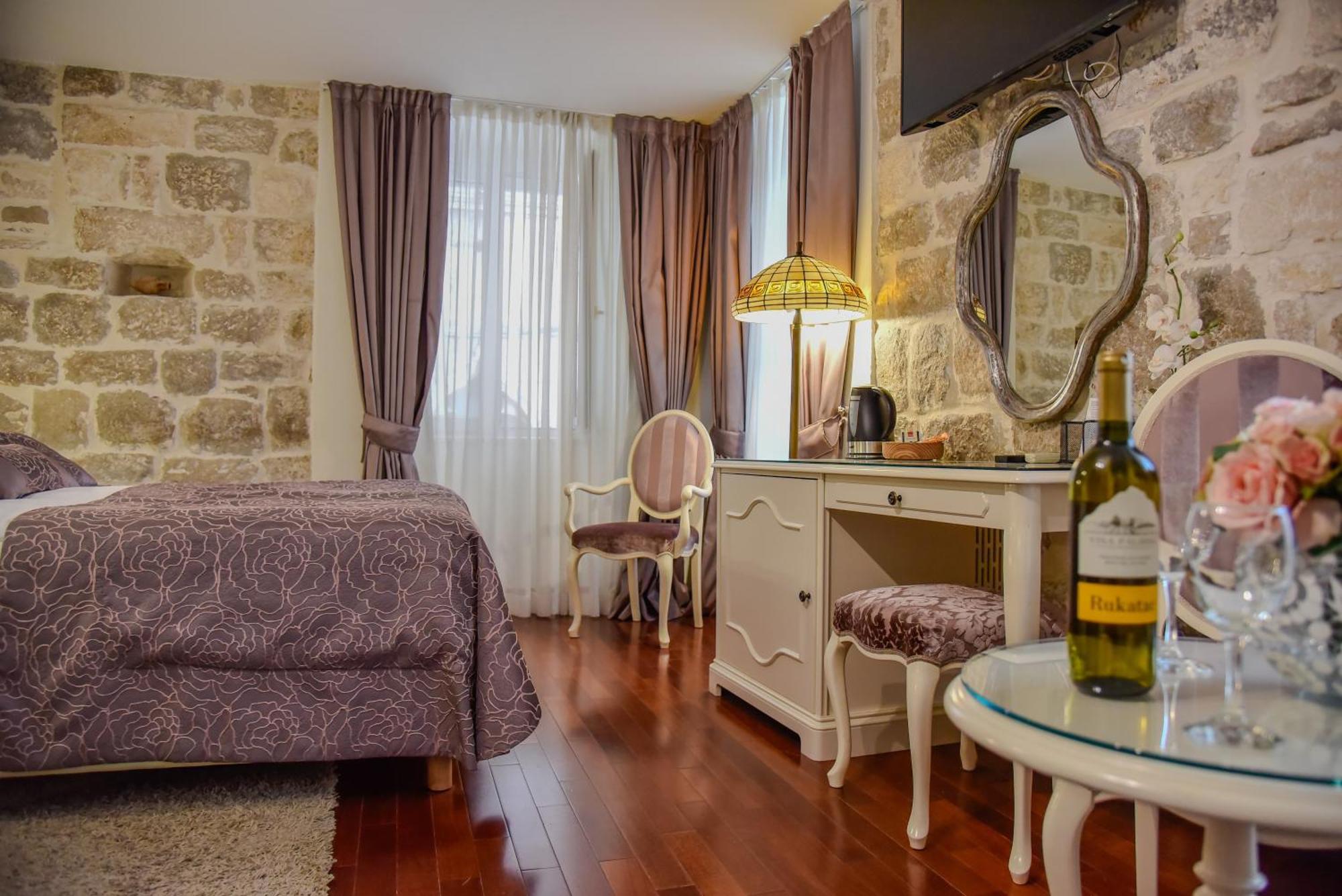 Hotel Kastel 1700 Split Bilik gambar