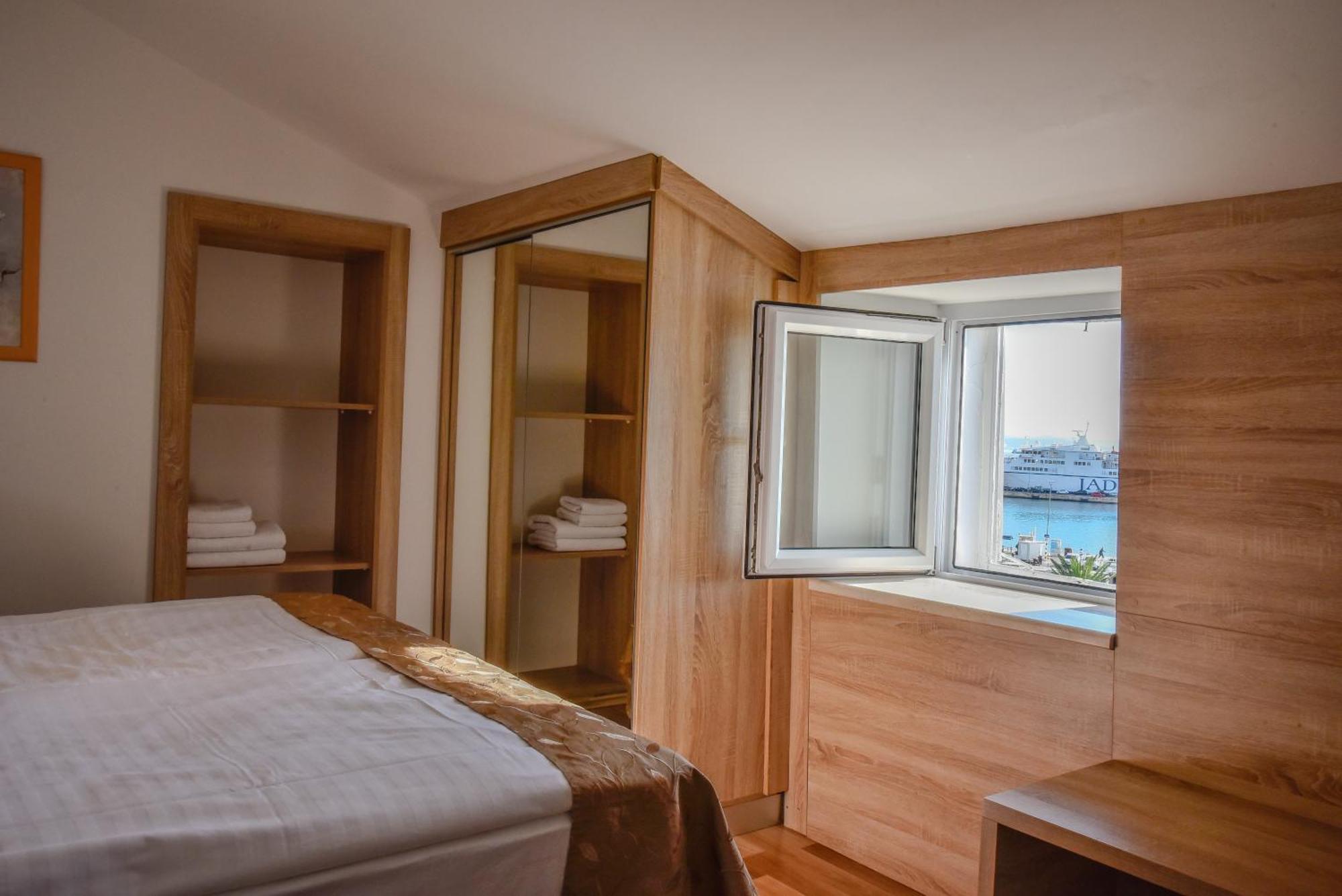 Hotel Kastel 1700 Split Bilik gambar