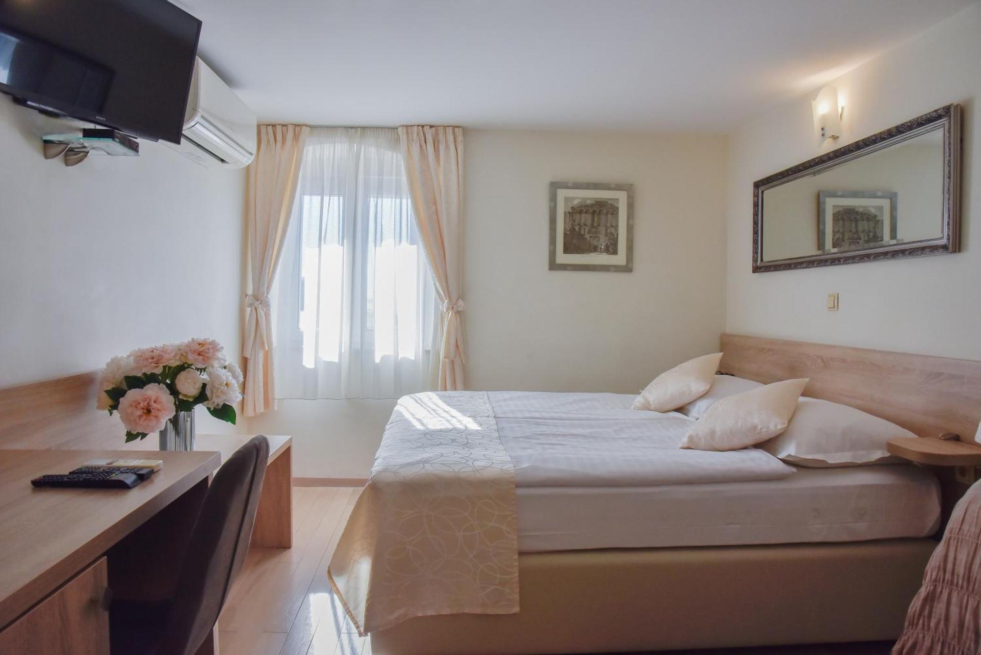 Hotel Kastel 1700 Split Luaran gambar